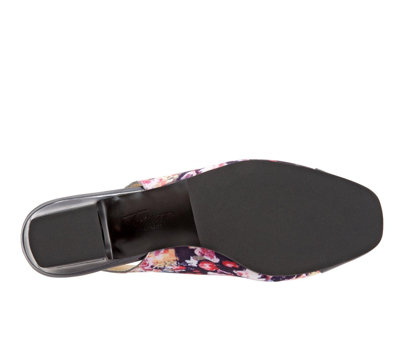 Women's Trotters Dea Pumps