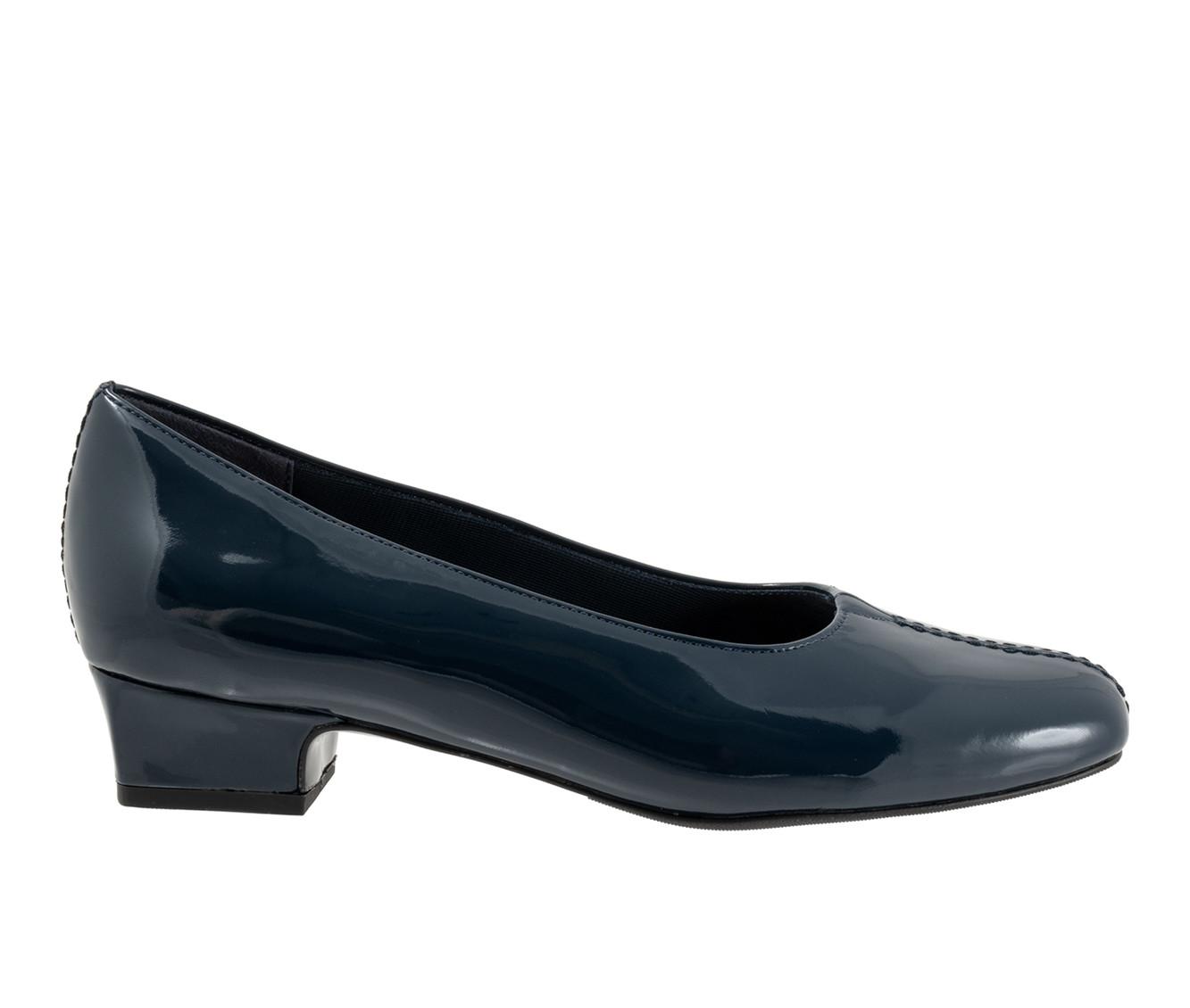 Women's Trotters Doris Pumps