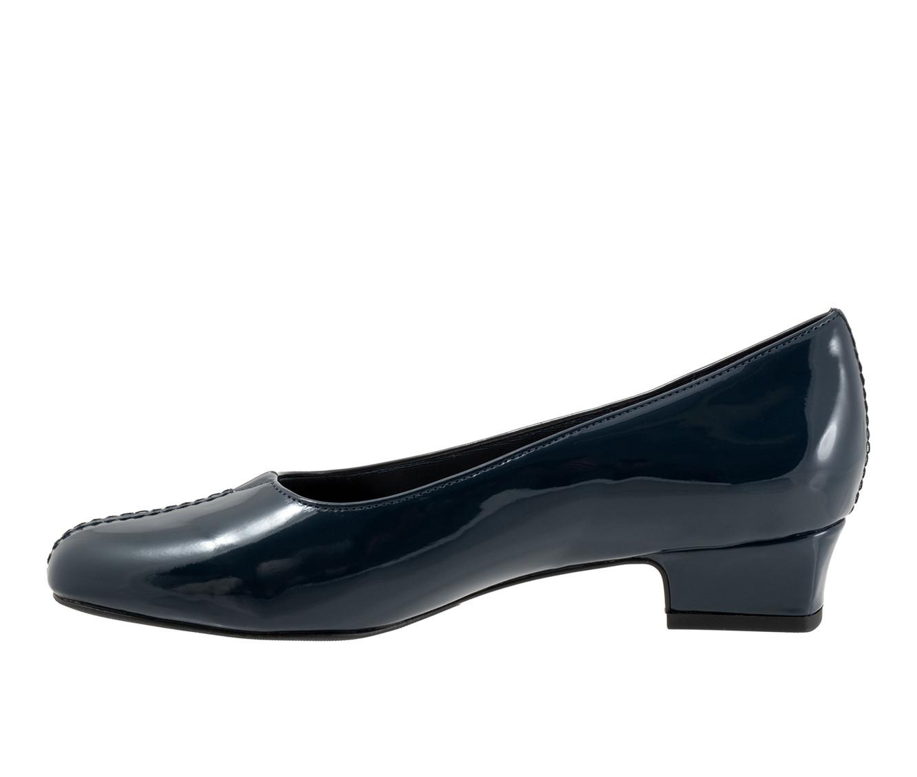 Women's Trotters Doris Pumps