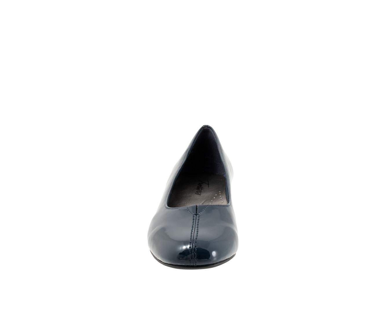 Women's Trotters Doris Pumps