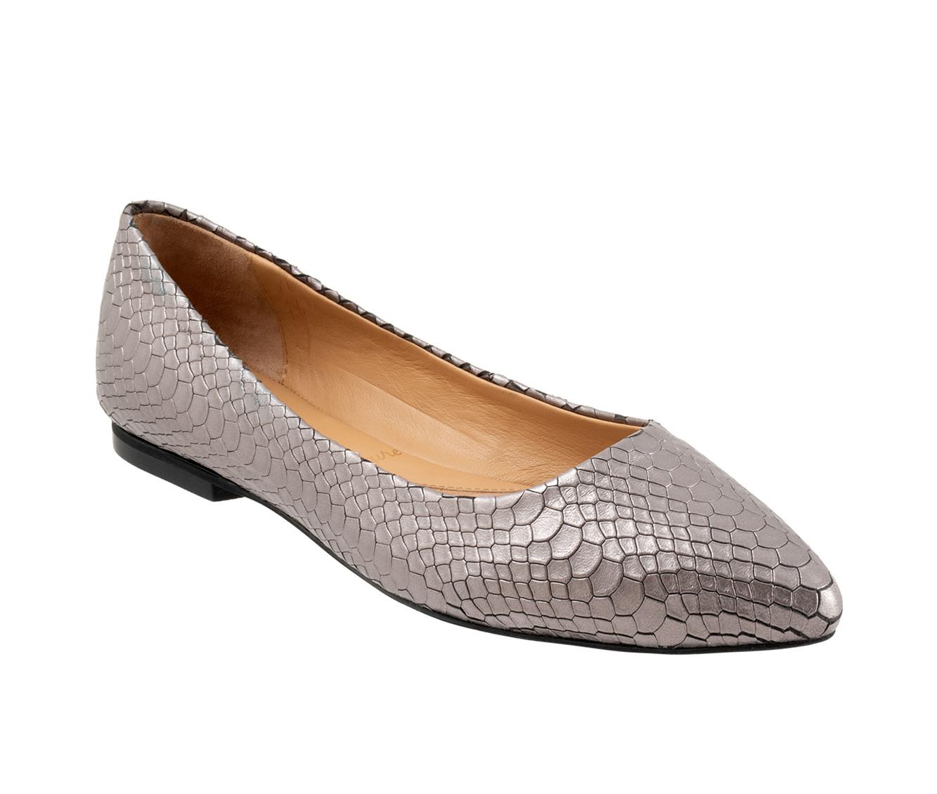 Women's Trotters Estee Flats