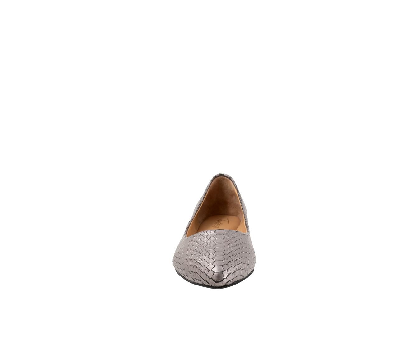 Women's Trotters Estee Flats