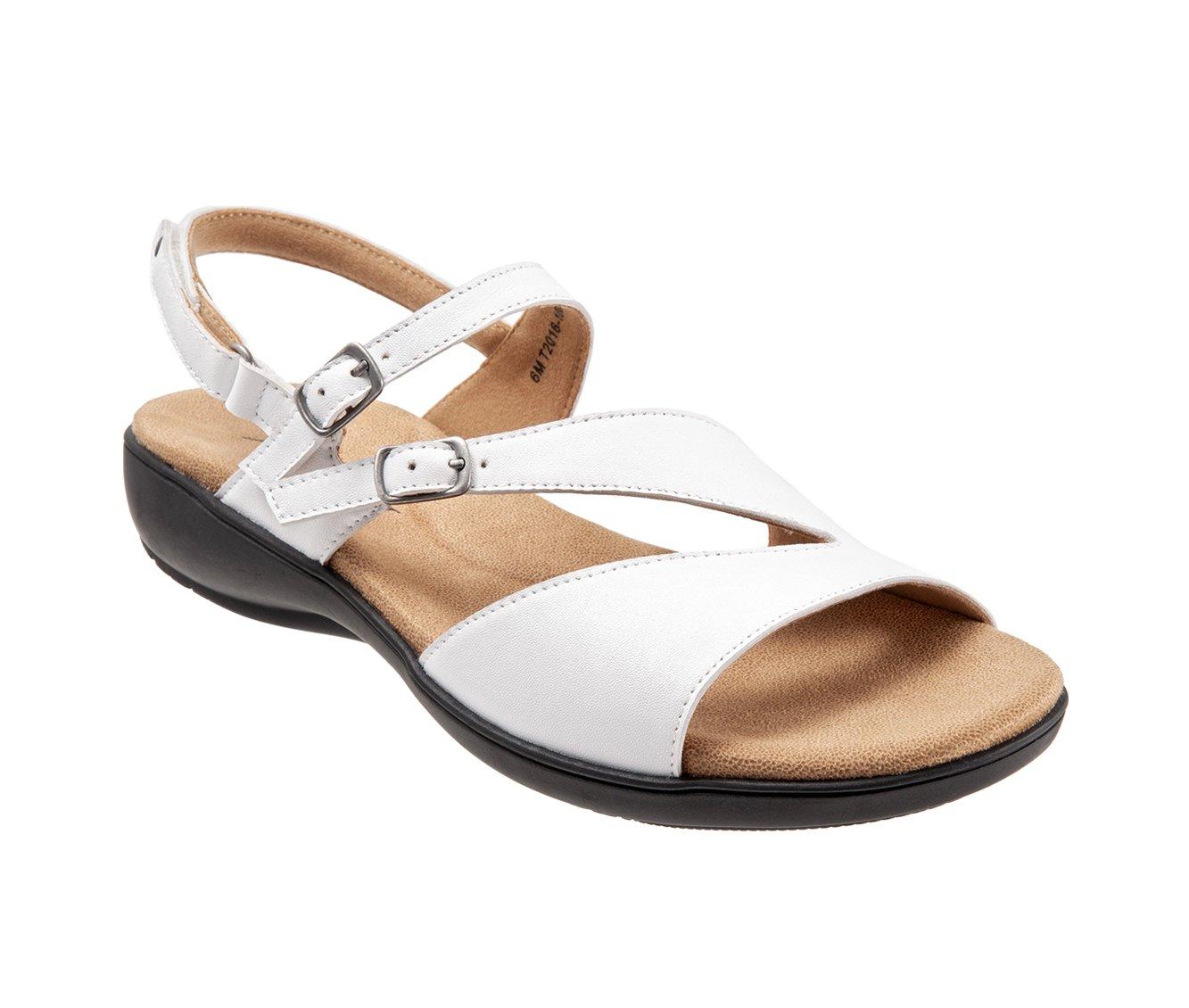 Women's Trotters Riva Sandals | Shoe Carnival