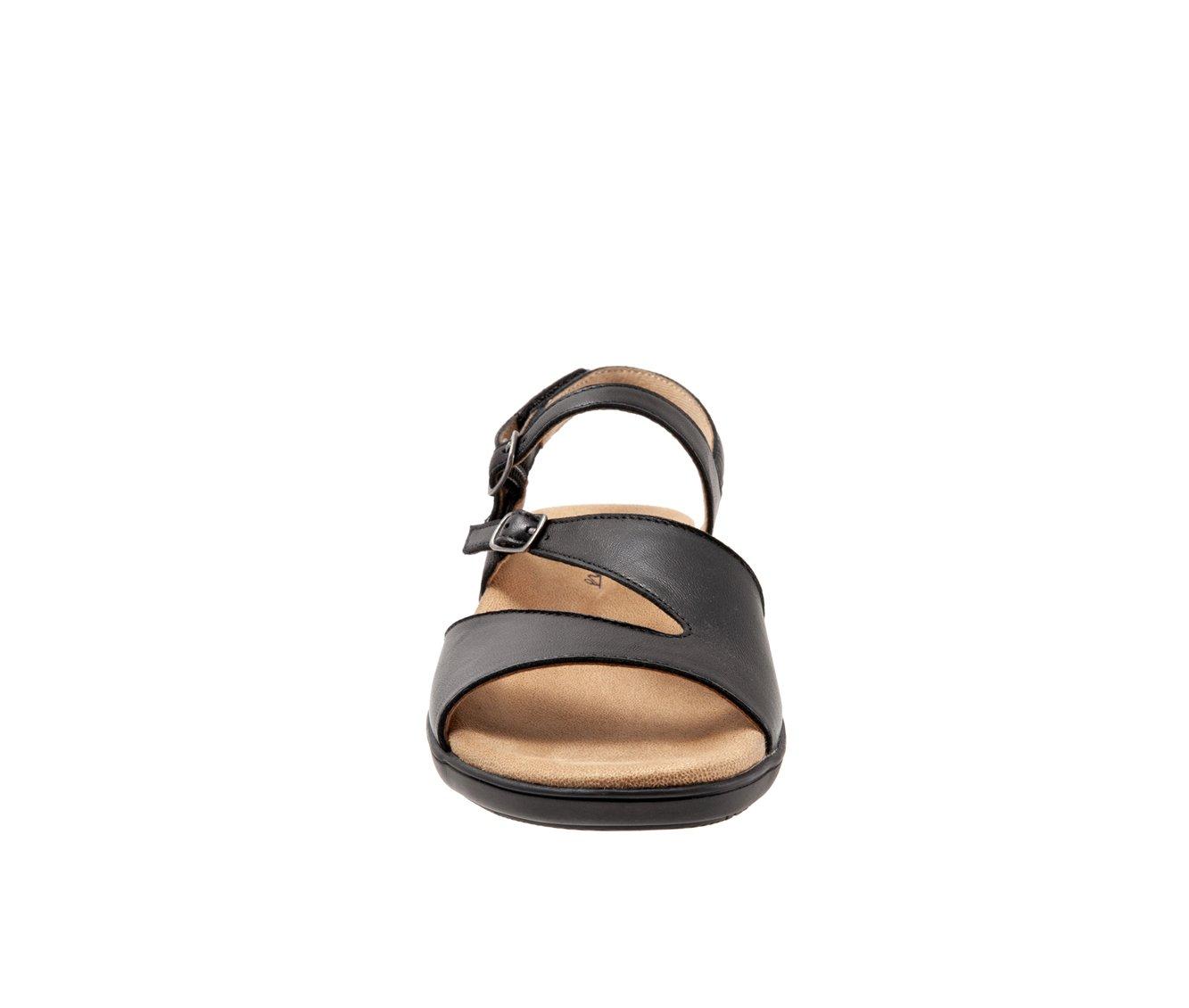 Women's Trotters Riva Sandals | Shoe Carnival