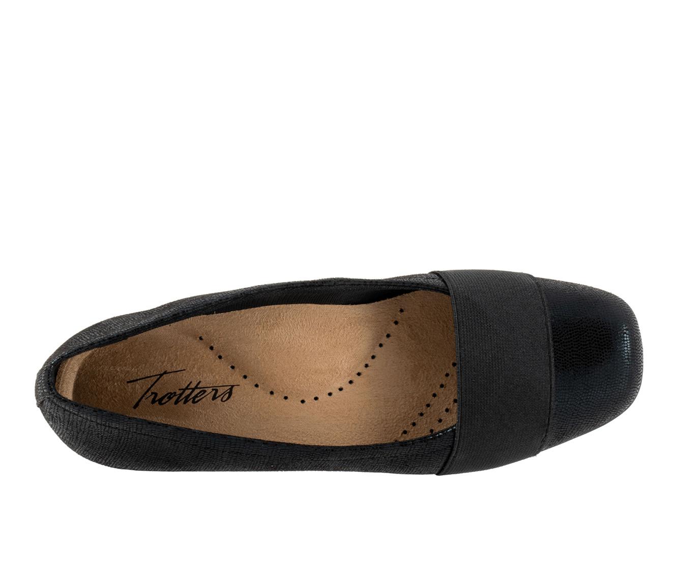 Women's Trotters Samantha Flats