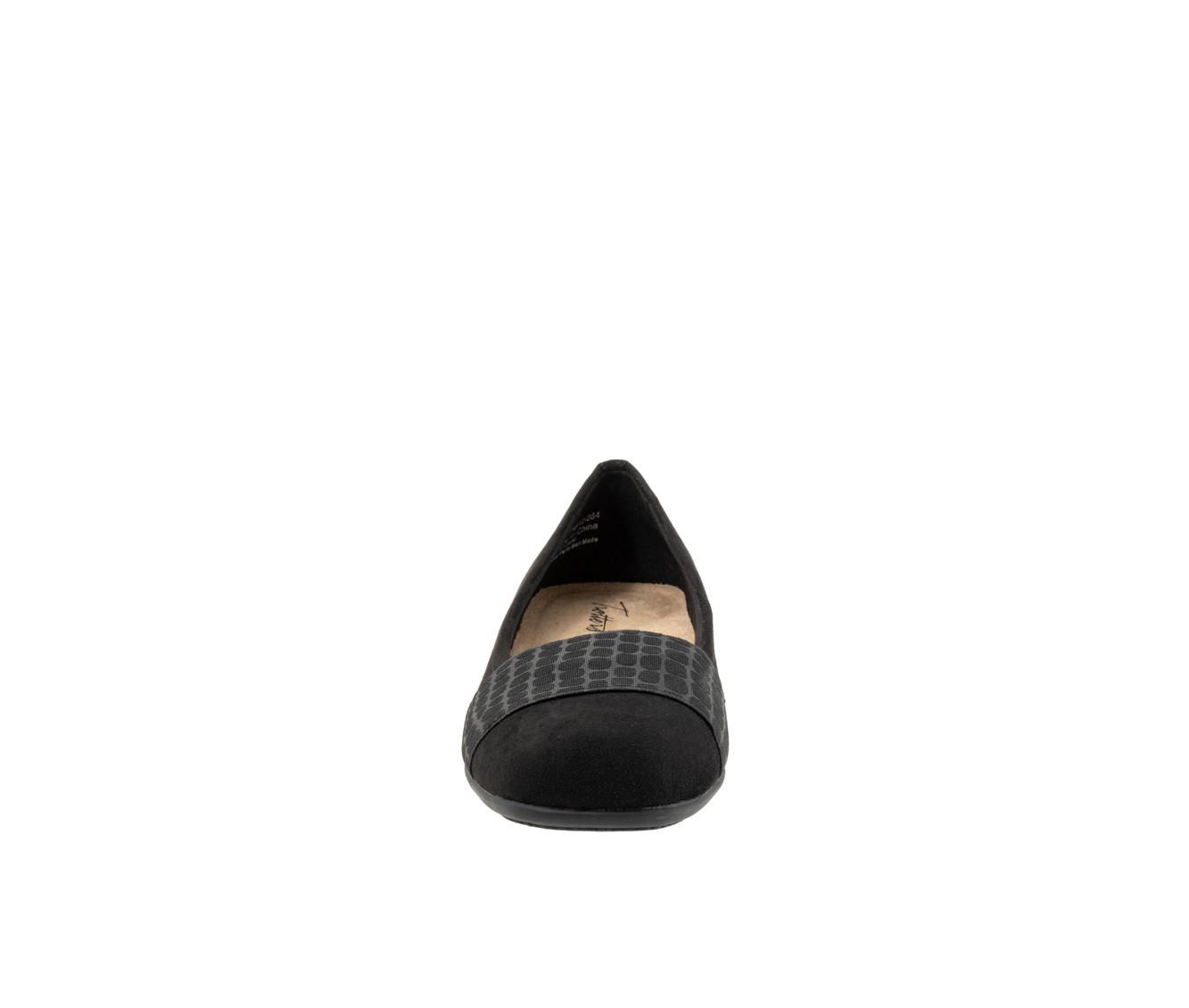 Women's Trotters Samantha Flats