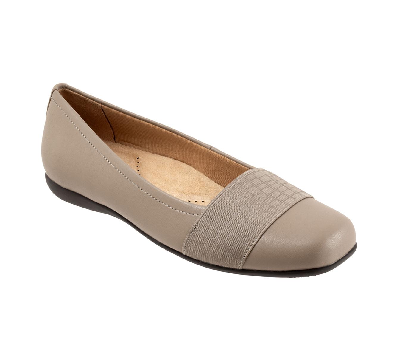 Women's Trotters Samantha Flats