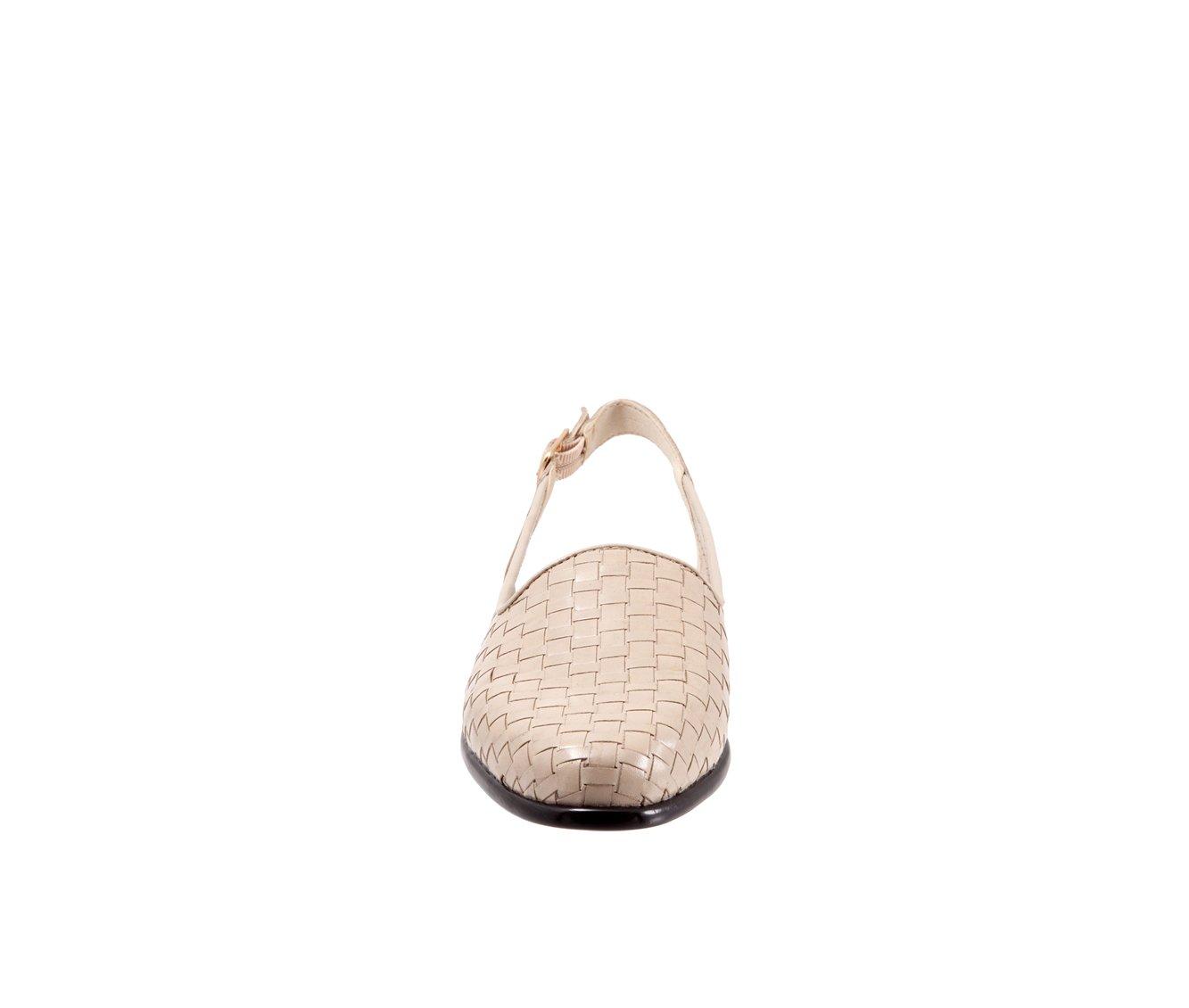 Women's Trotters Lena Flats