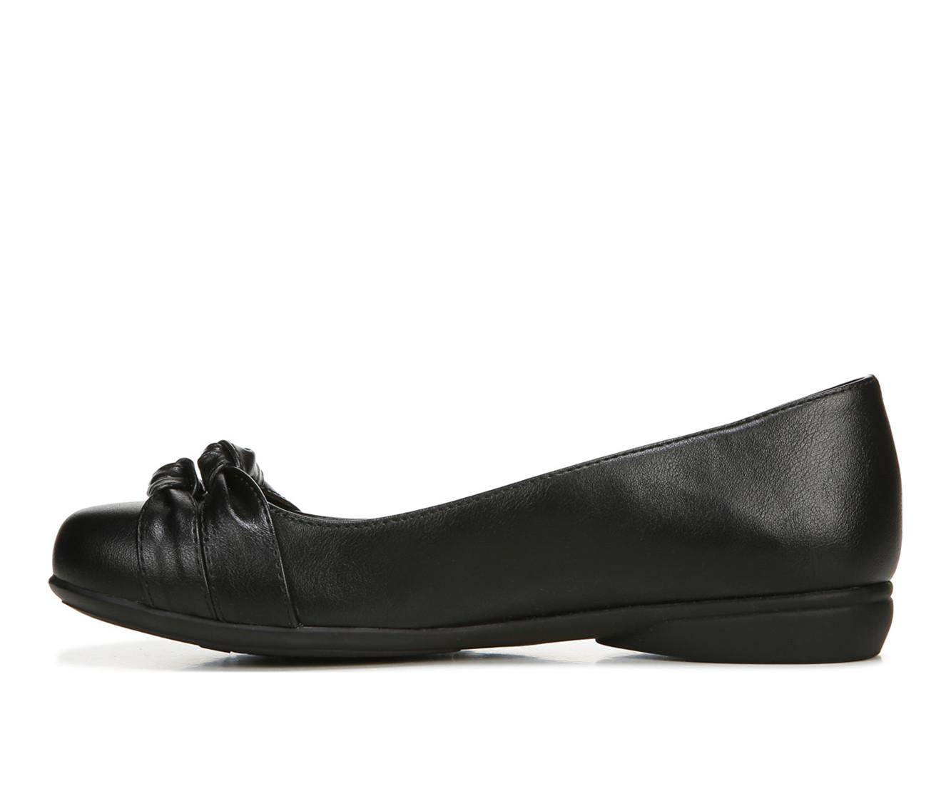 Women's LifeStride Anika Flats | Shoe Carnival