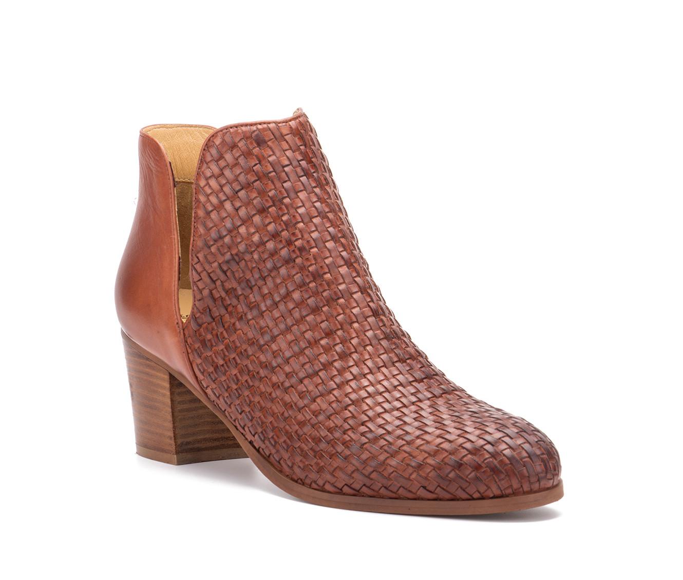 Women's Vintage Foundry Co Skyler Booties