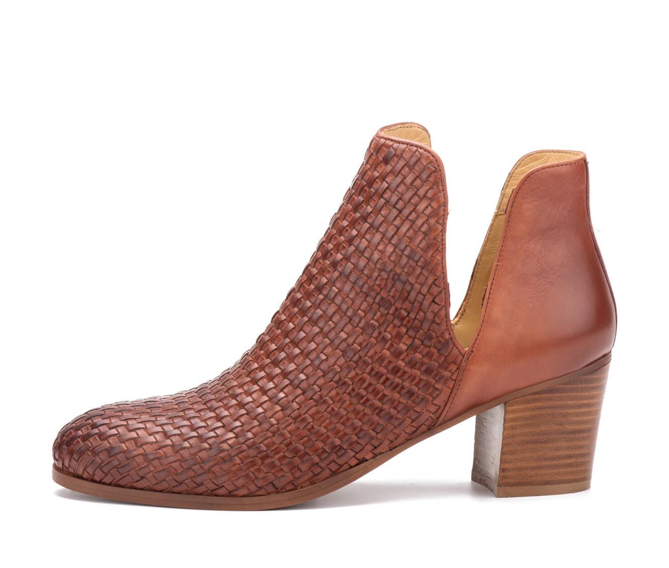 Women's Vintage Foundry Co Skyler Booties