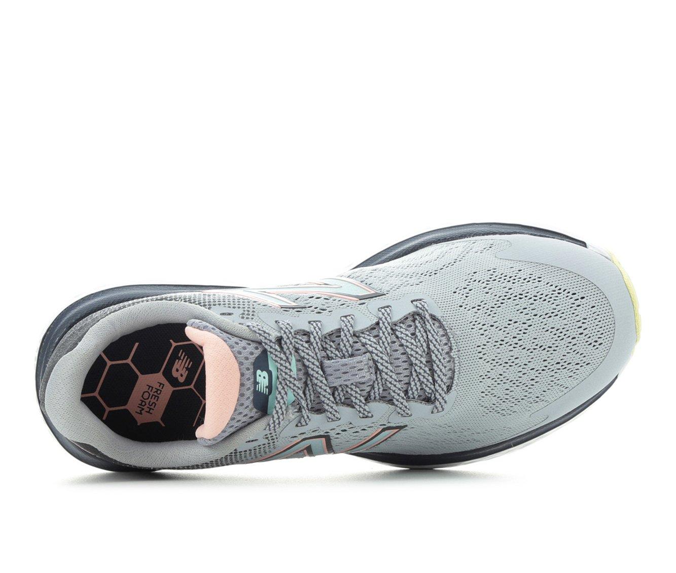 Women s New Balance W680v7 Running Shoes