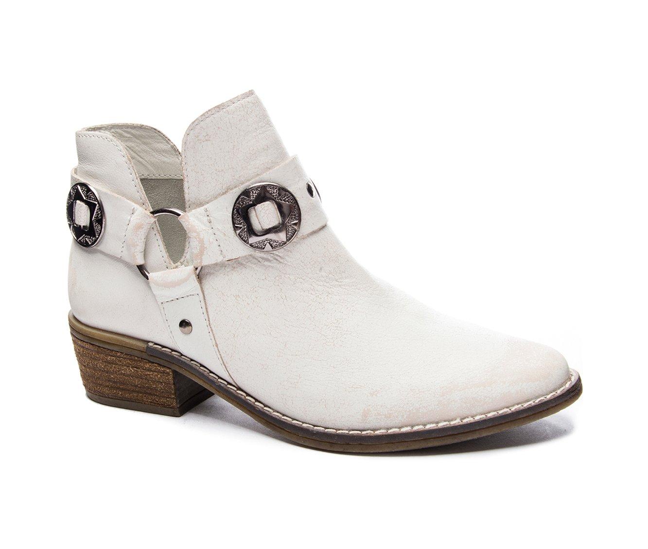 Women's Chinese Laundry Austin Western Booties