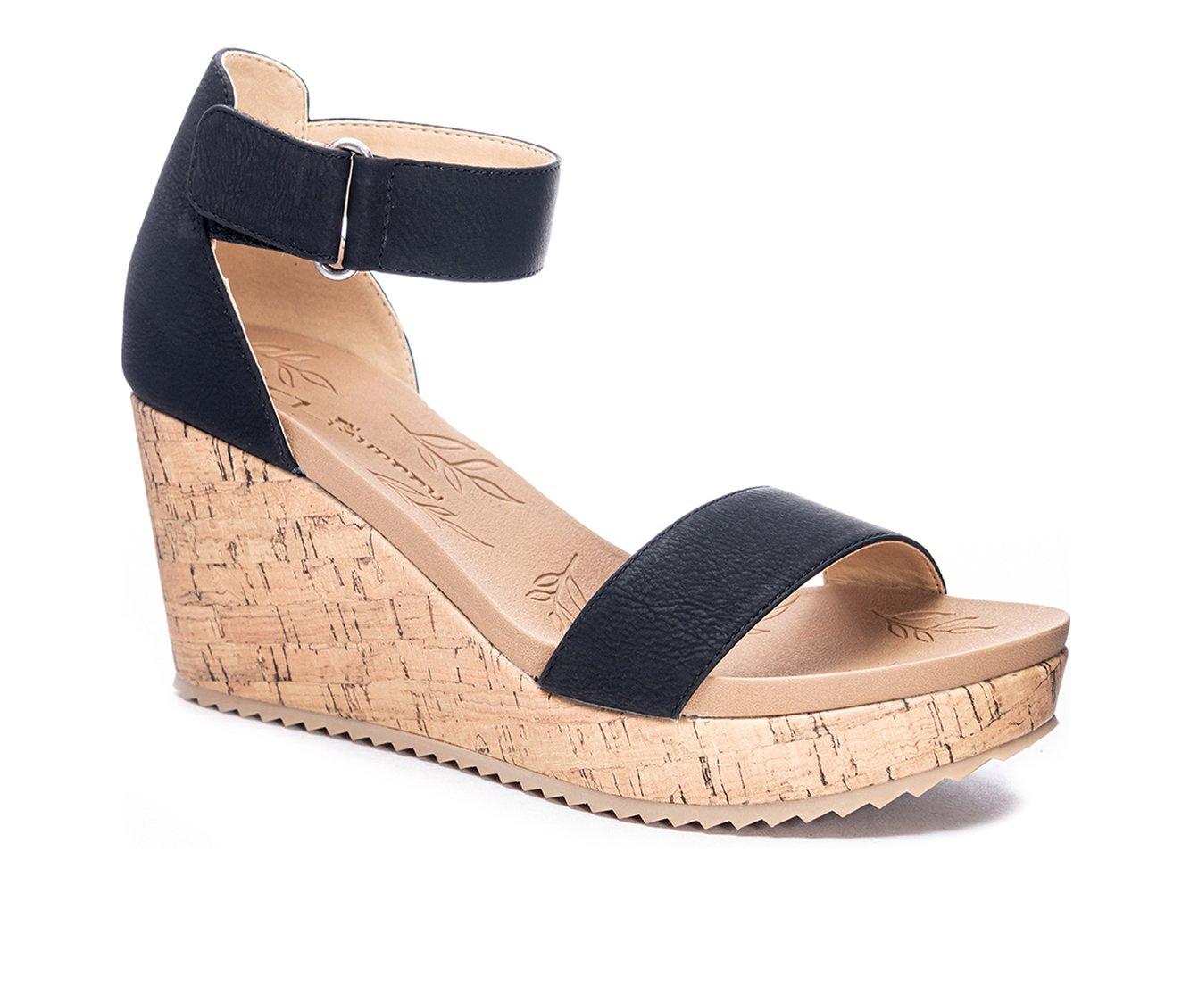 Women's CL By Laundry Kaya Wedge Sandals