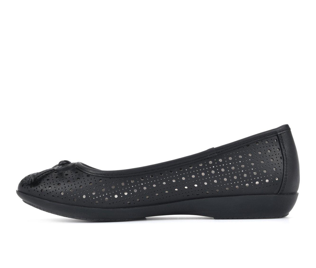 Women's Cliffs by White Mountain Cheryl Flats | Shoe Carnival