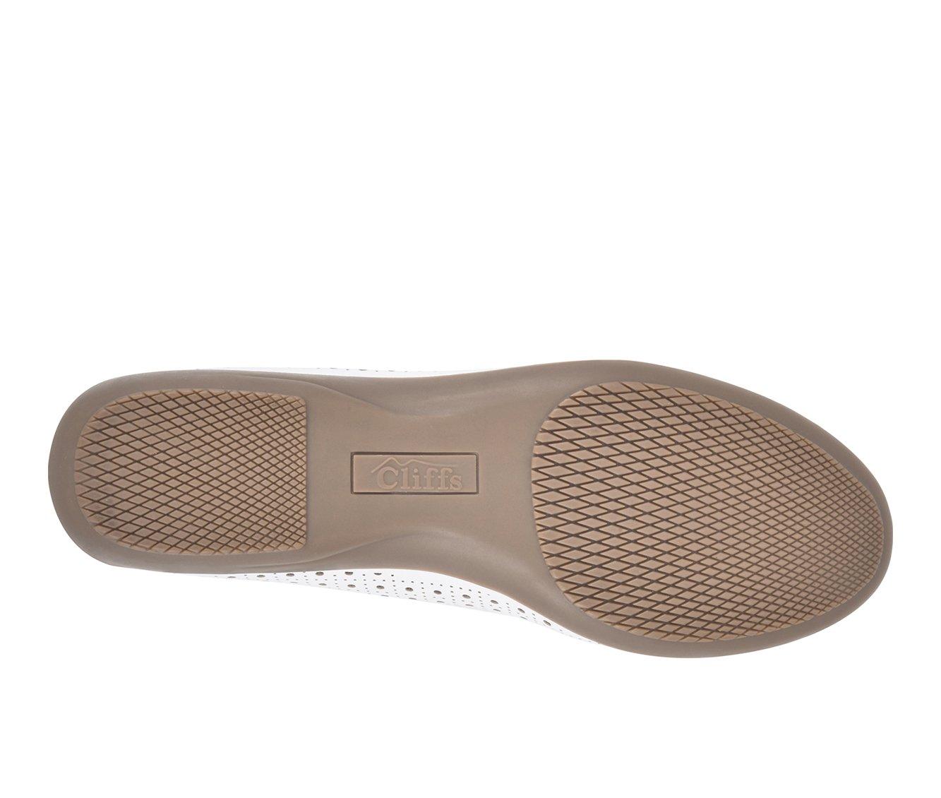 Women's Cliffs by White Mountain Cheryl Flats