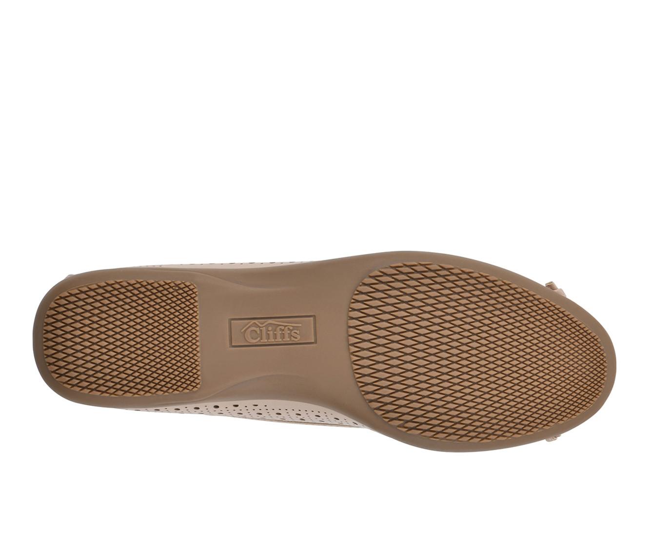 Women's Cliffs by White Mountain Cheryl Flats