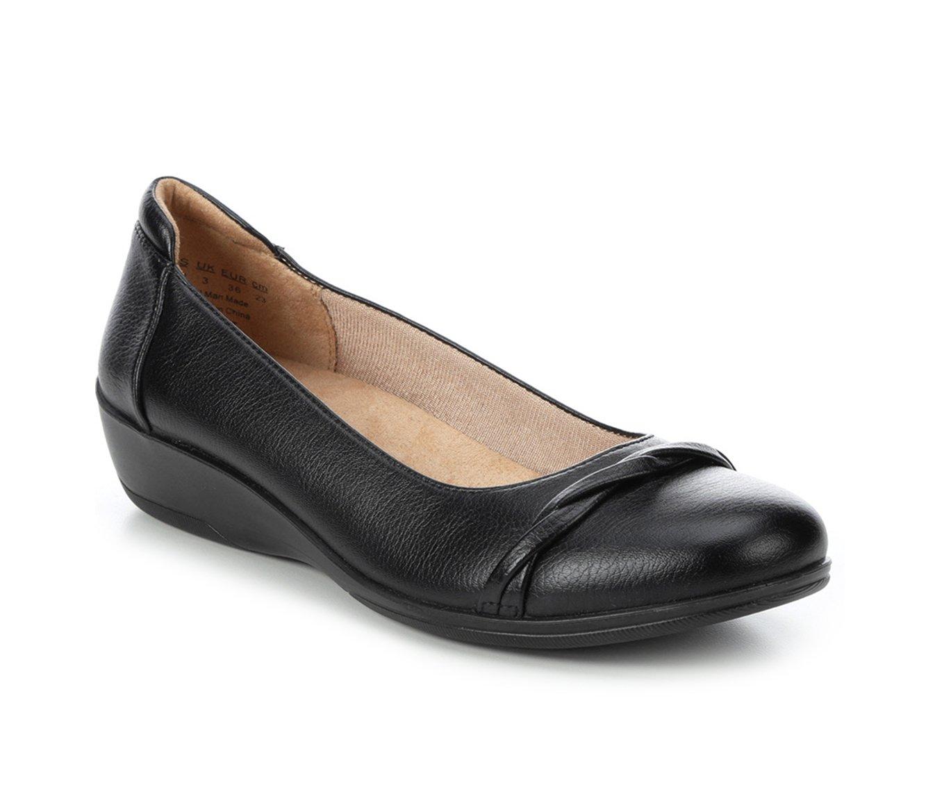 Women's LifeStride Impact Low Wedge Pumps