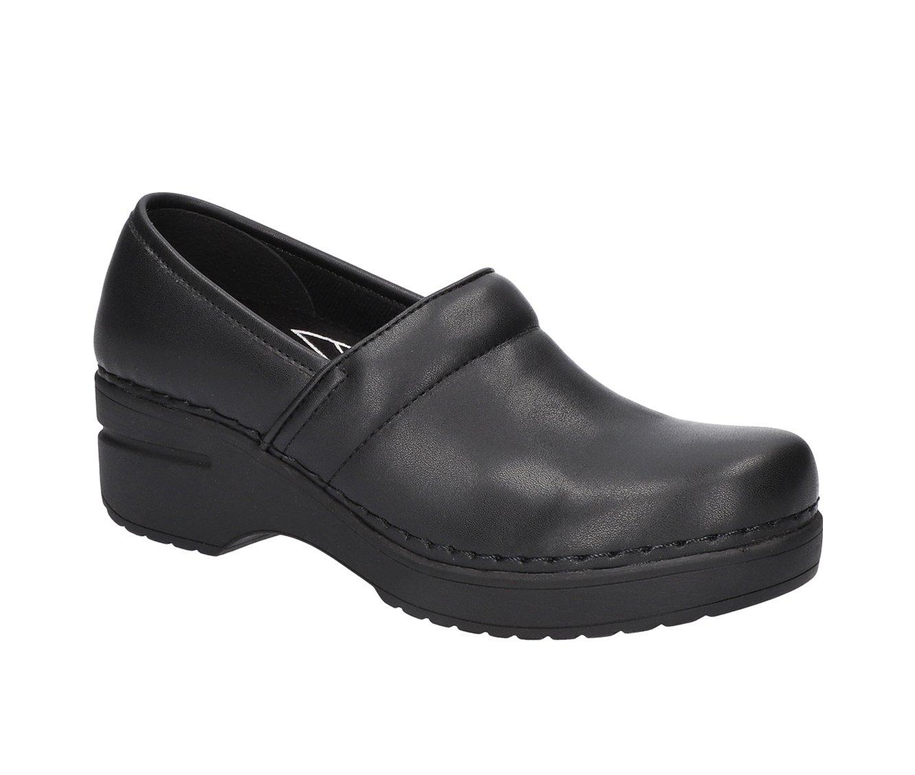 Women's Easy Works by Easy Street Lead Black Slip-Resistant Clogs