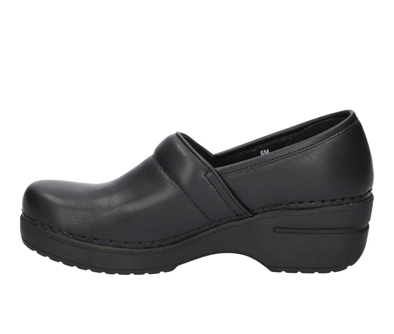 Women's Easy Works by Easy Street Lead Black Slip-Resistant Clogs