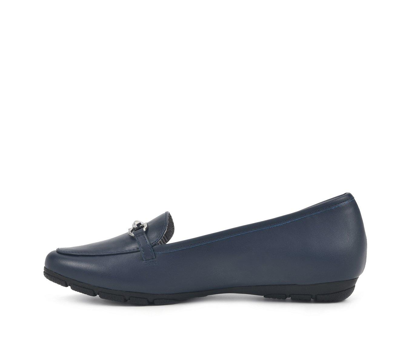 Women's Cliffs by White Mountain Glowing Loafers