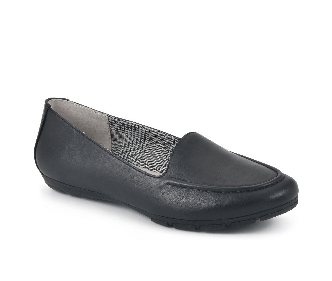 Women's Cliffs by White Mountain Gracefully Flats