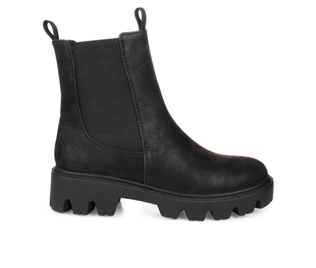 Women's Journee Collection Ivette Lugged Chelsea Boots