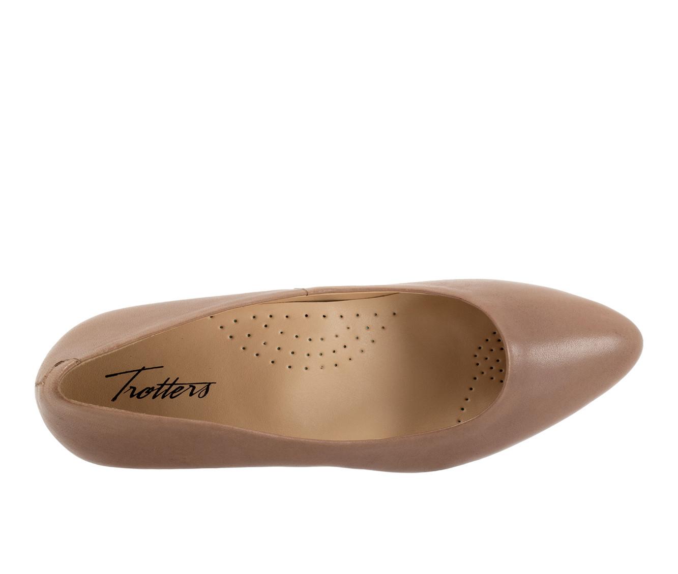 Women's Trotters Jewel Pumps