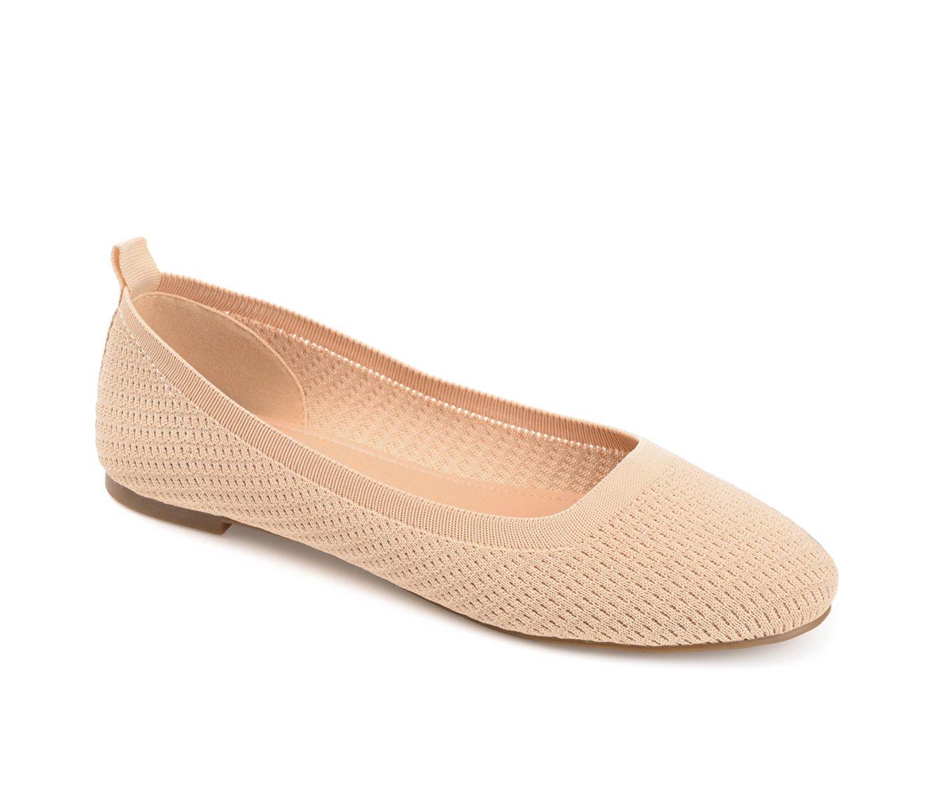 Women's Journee Collection Maryann Flats