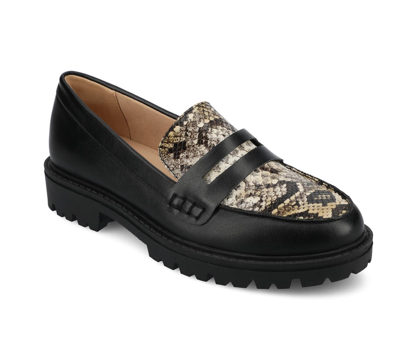Women's Journee Collection Kenly Lugged Loafers