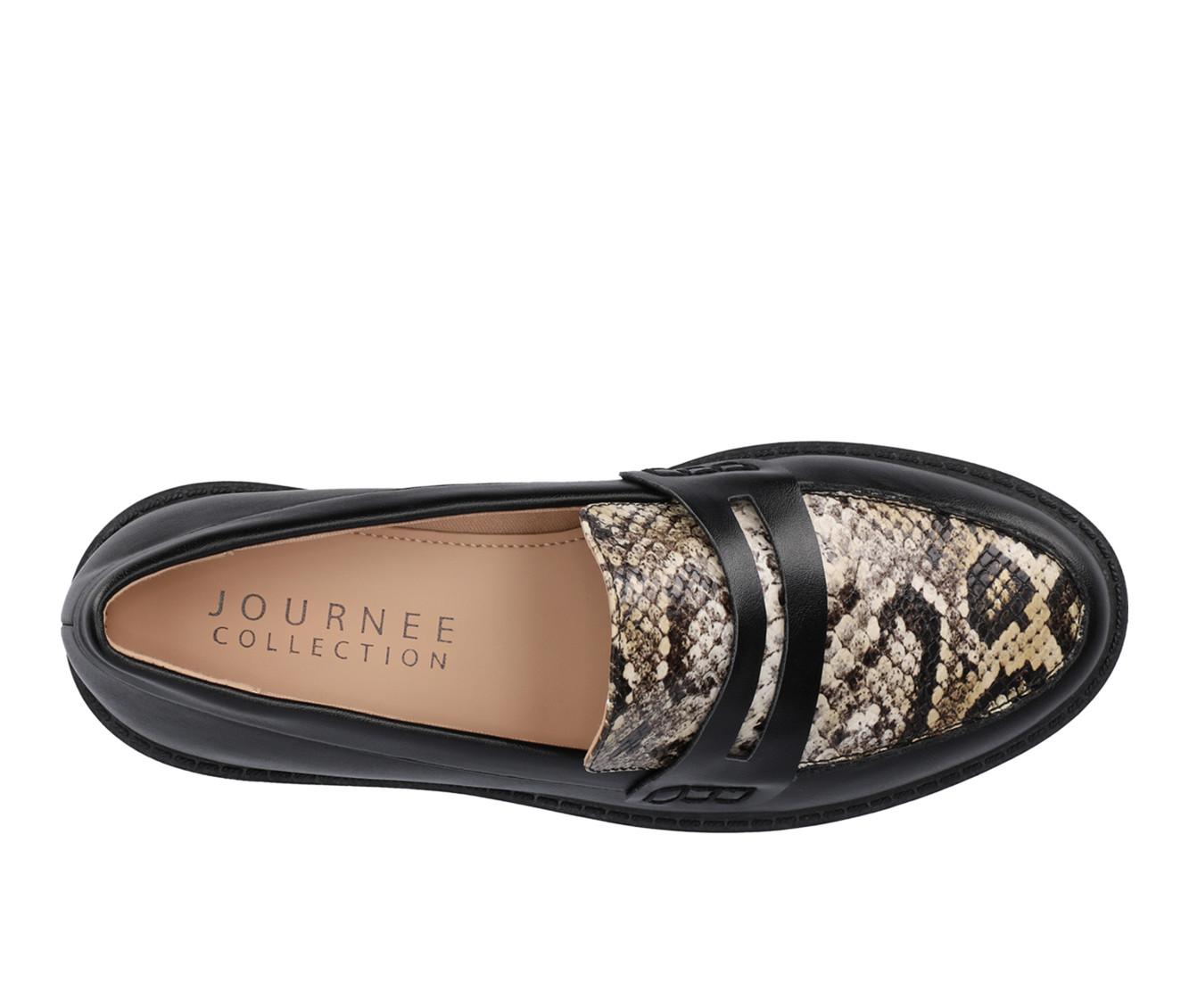 Women's Journee Collection Kenly Lugged Loafers