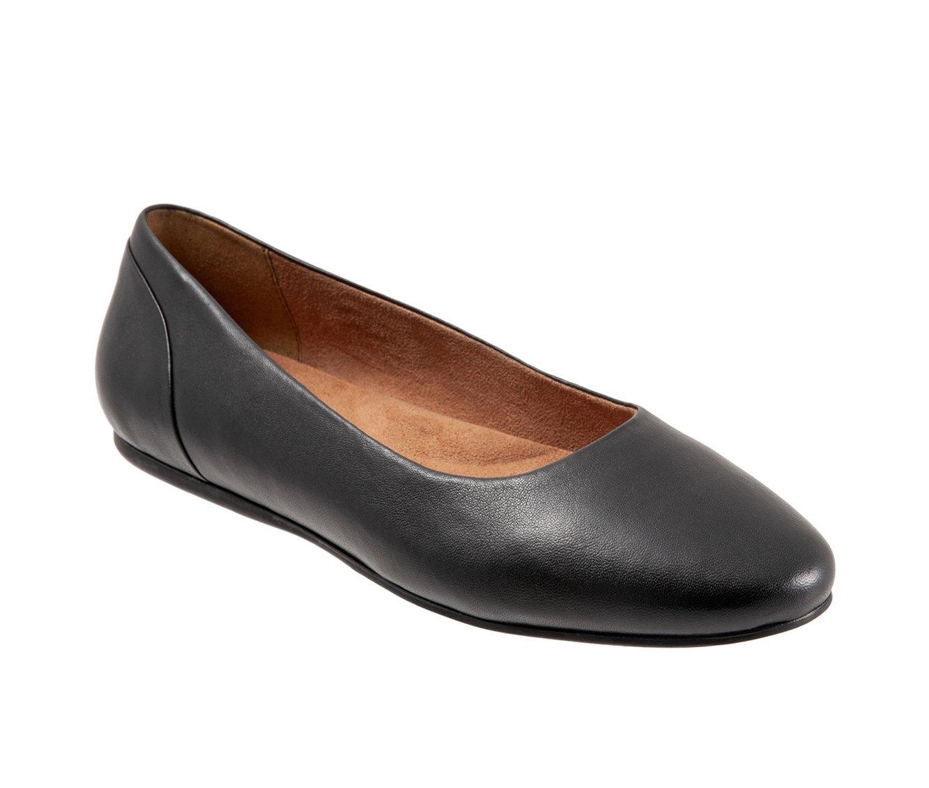 Women's Softwalk Shiraz Flats