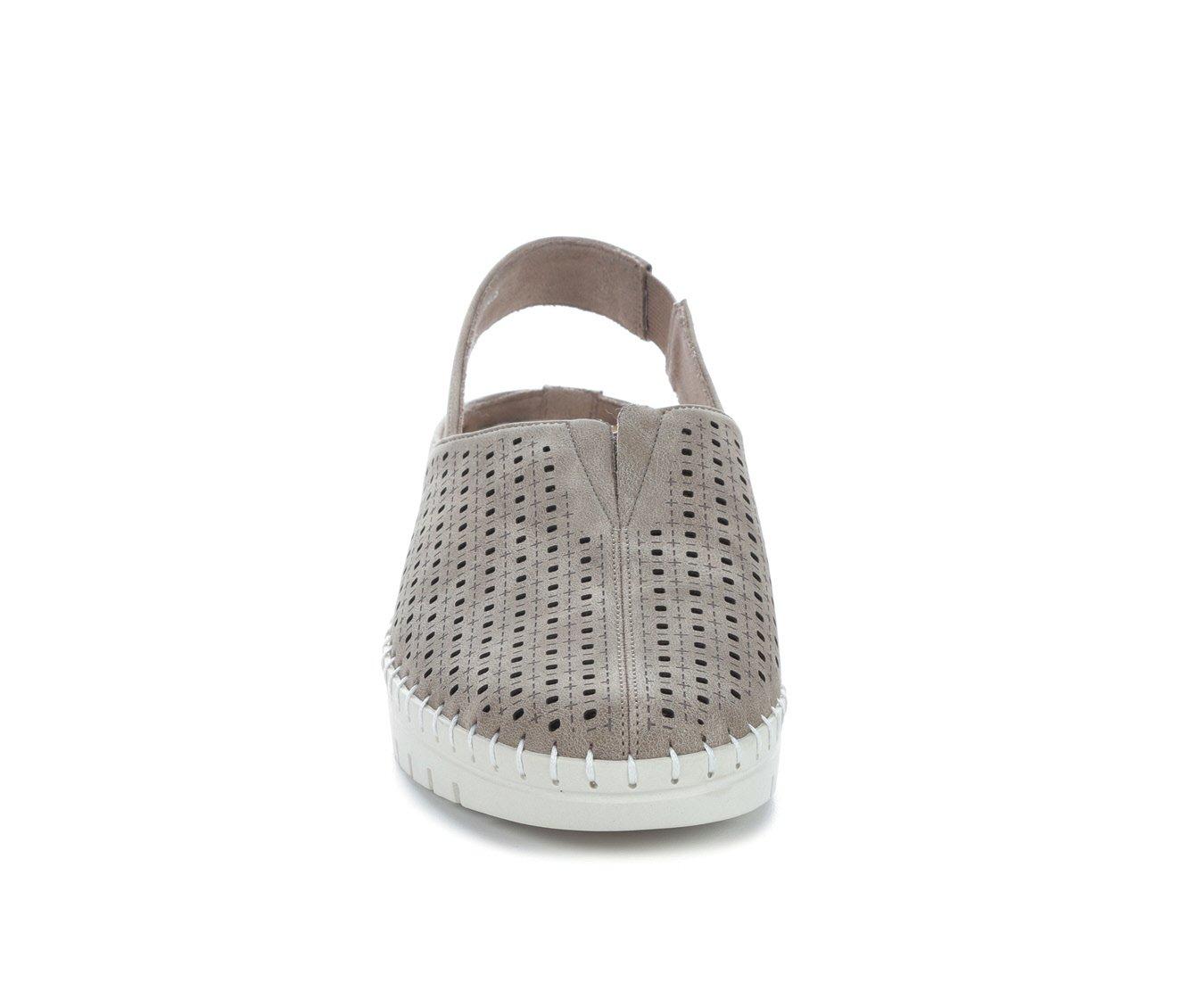 Women's Easy Street SoFresh Slip-On Sneakers