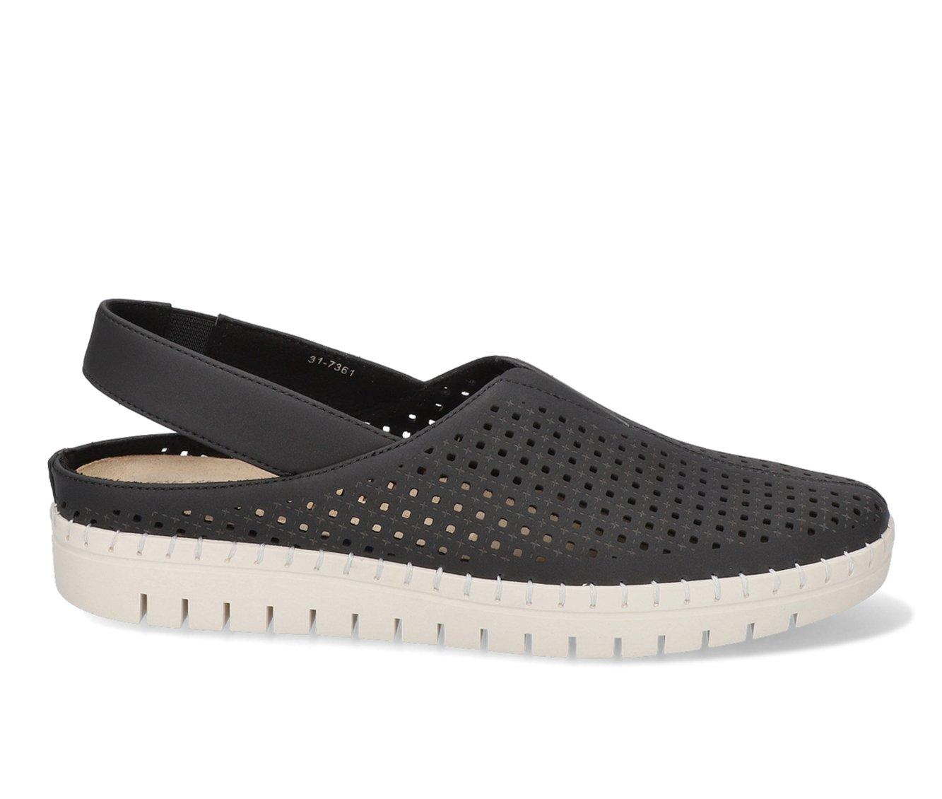 Women's Easy Street SoFresh Slip-On Sneakers