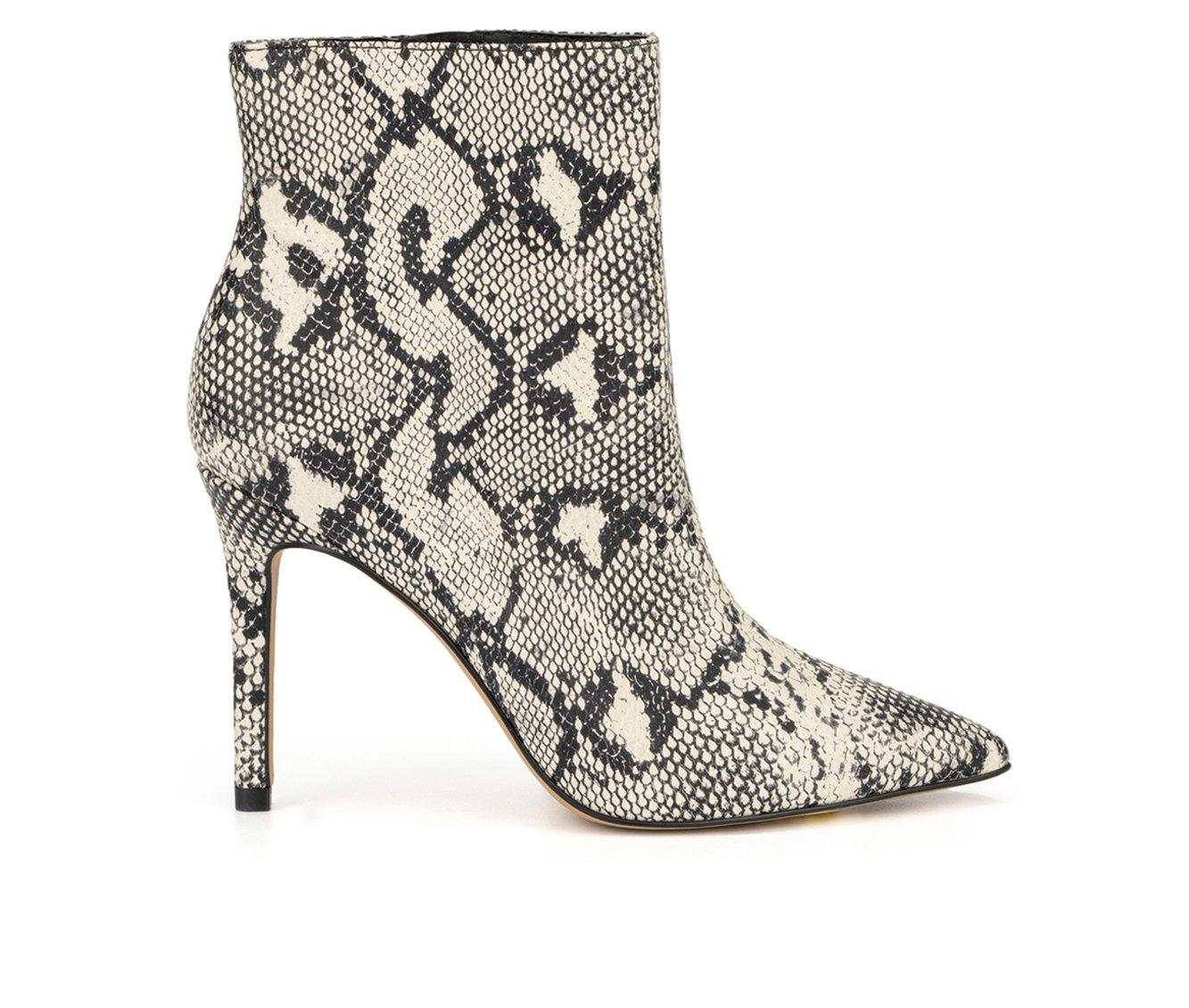 Women's New York and Company Carmen Booties