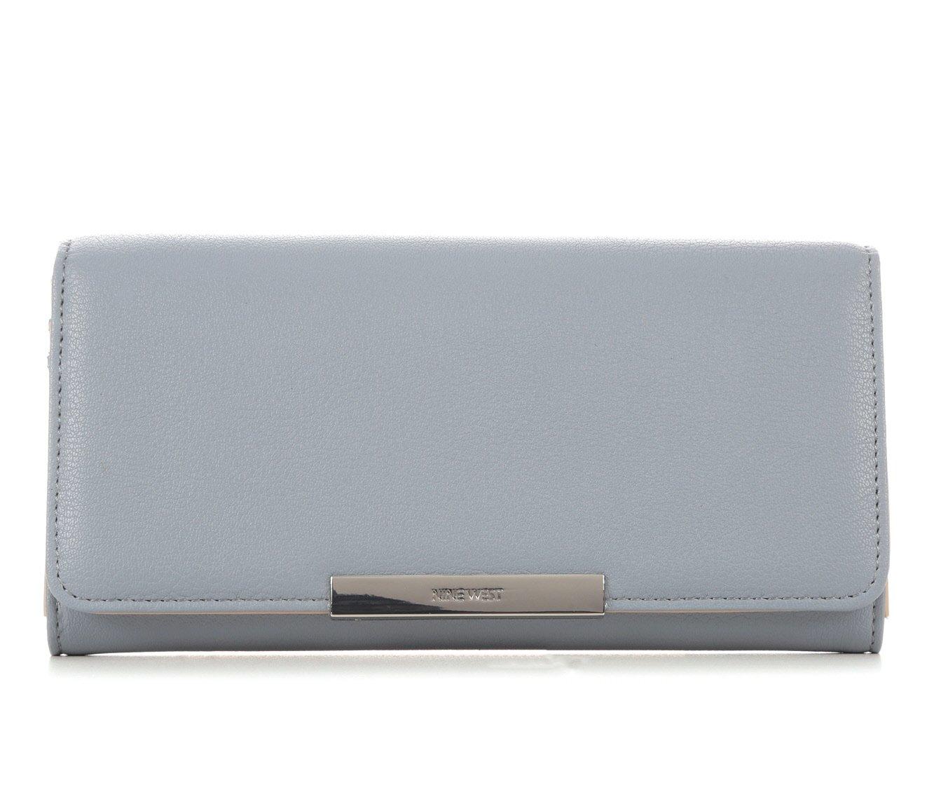 Nine West Verna Organizer Wallet