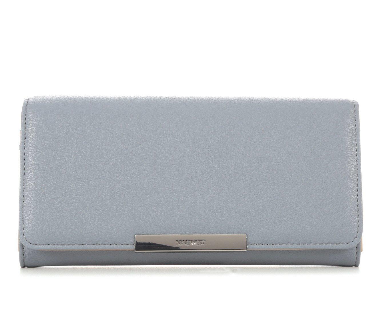 Nine West Verna Organizer Wallet