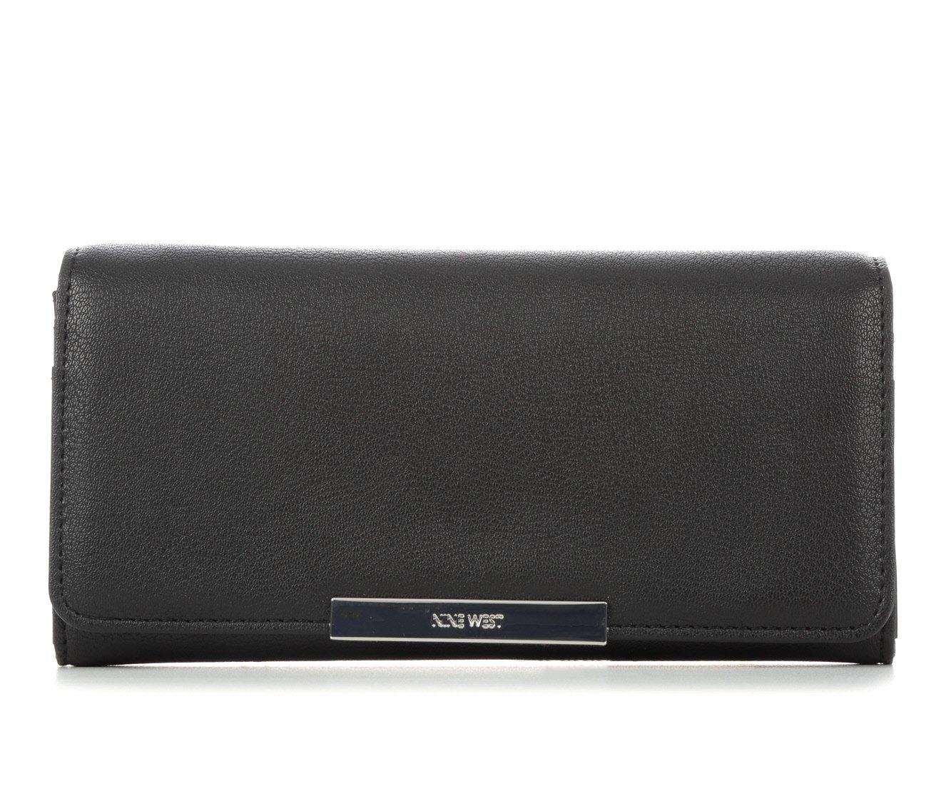 Nine West Verna Organizer Wallet