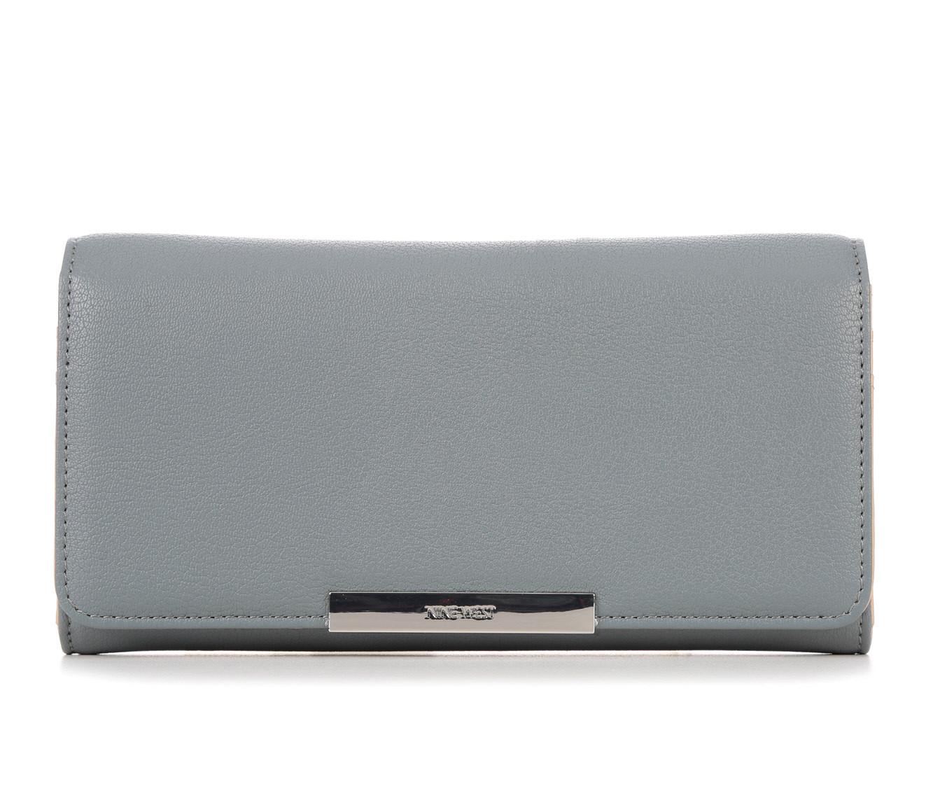 Nine West Verna Organizer Wallet