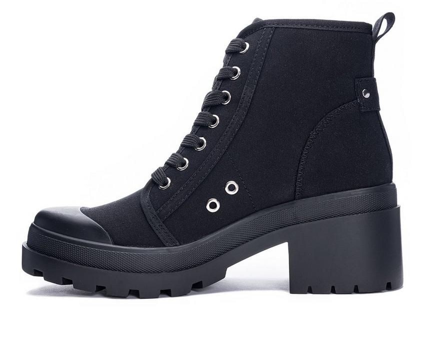Women's Chinese Laundry Bunny Lace-Up Boots