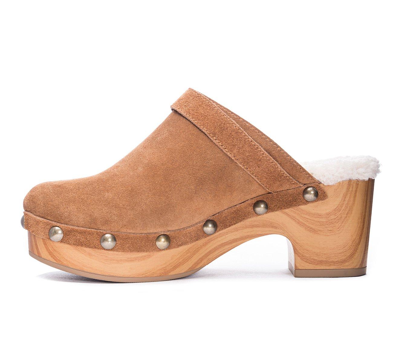 Women's Chinese Laundry Carlie Clogs