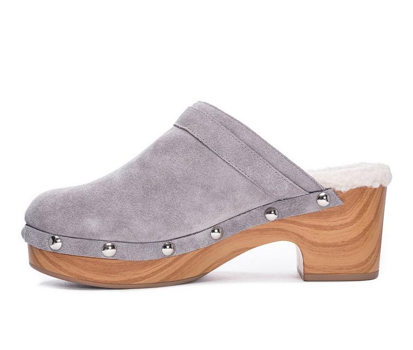 Women's Chinese Laundry Carlie Clogs