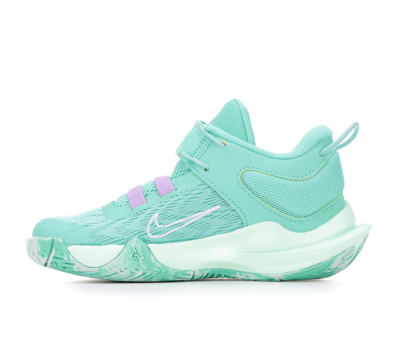 Mint green store nike basketball shoes