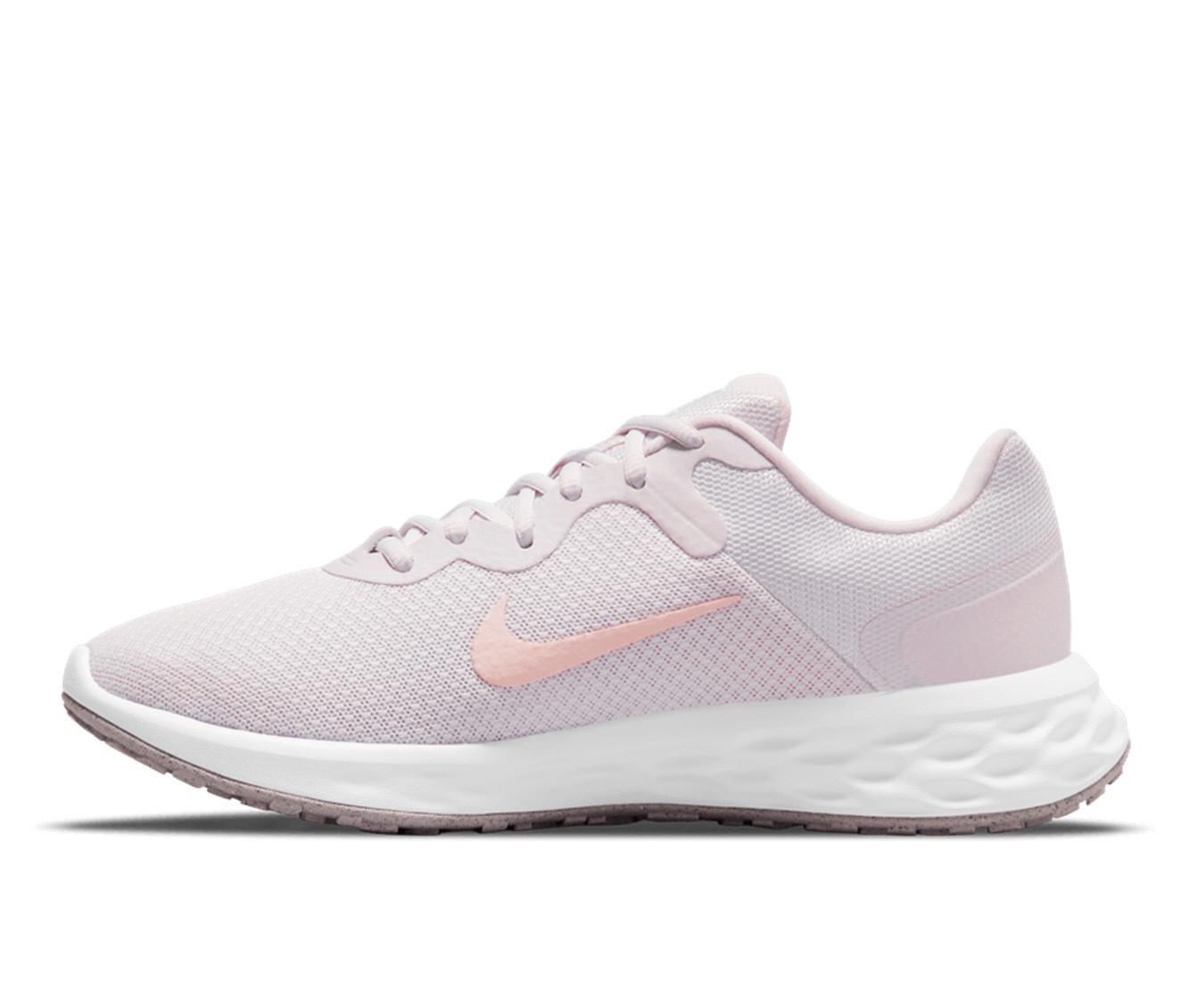 Women's nike hotsell revolution 2