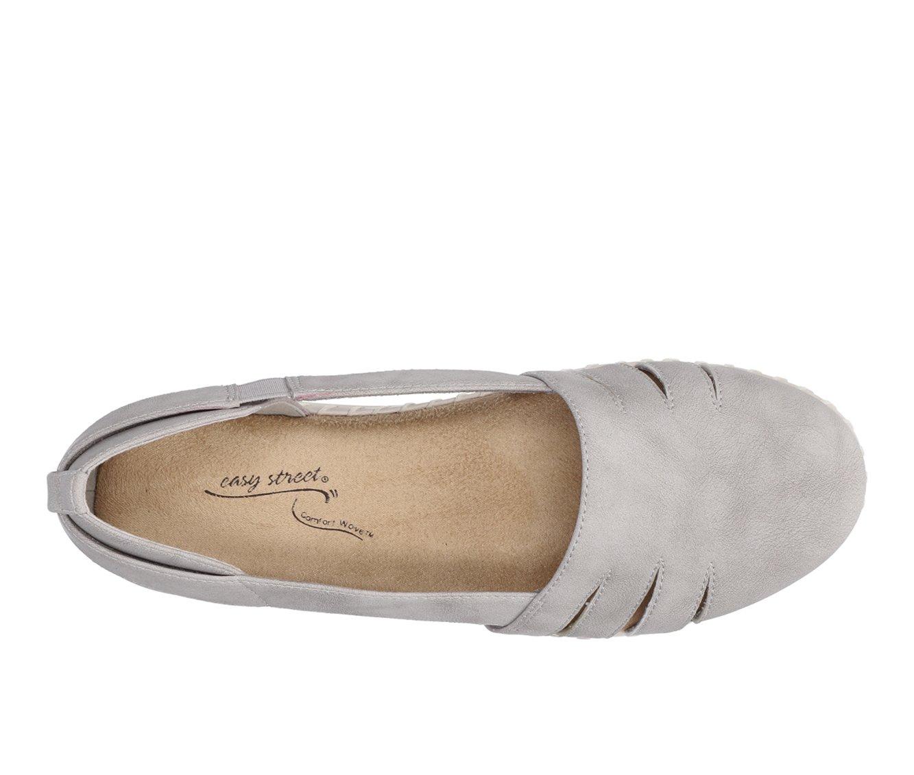 Women's Easy Street Bugsy Slip Ons