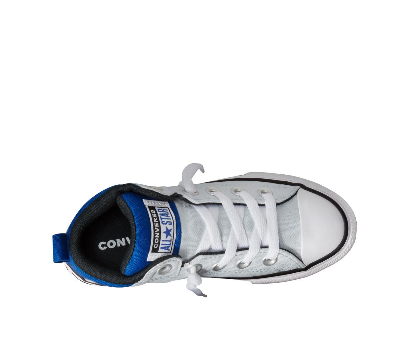 Little best sale boys converse