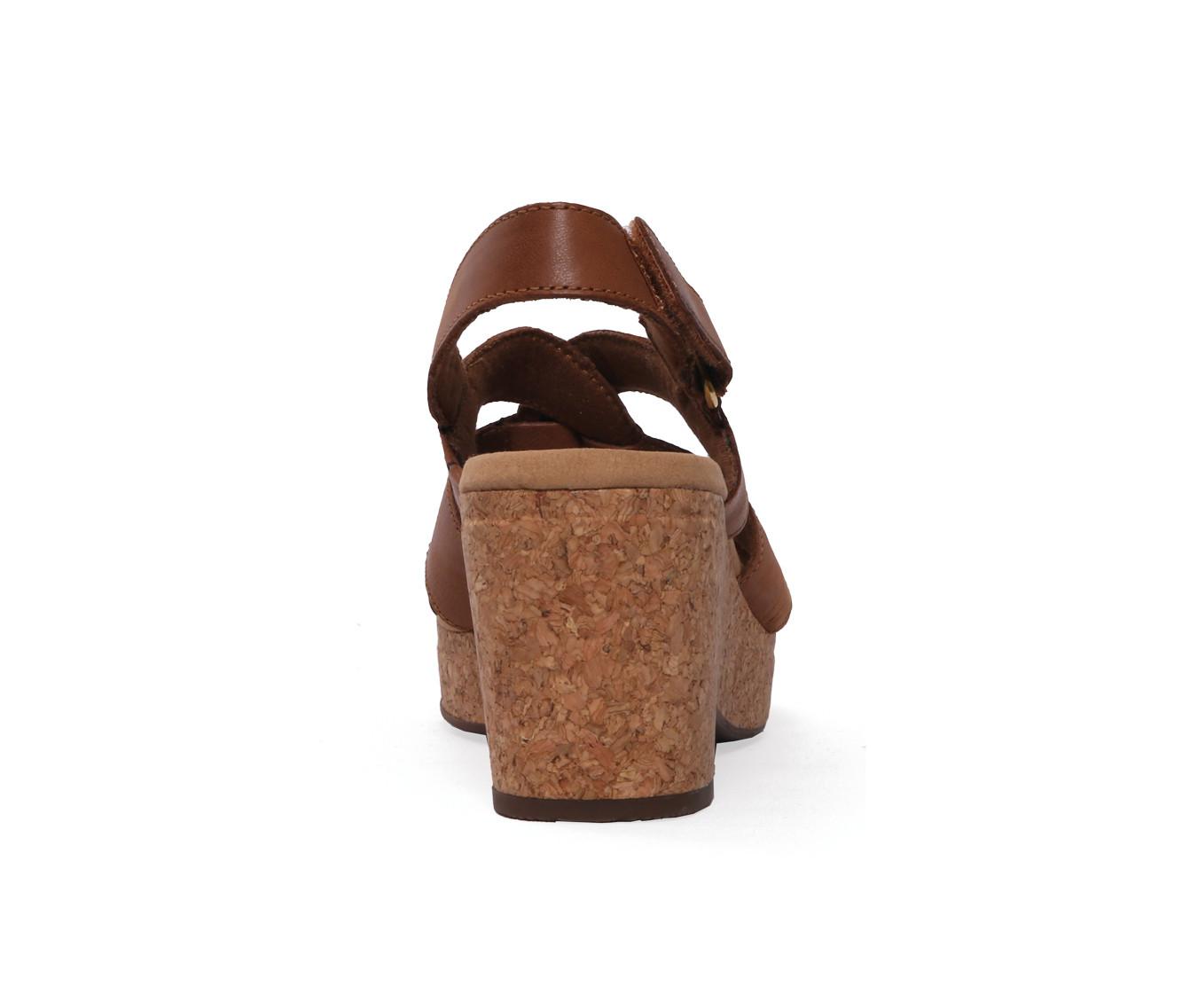 Women's Clarks Giselle Beach Wedges