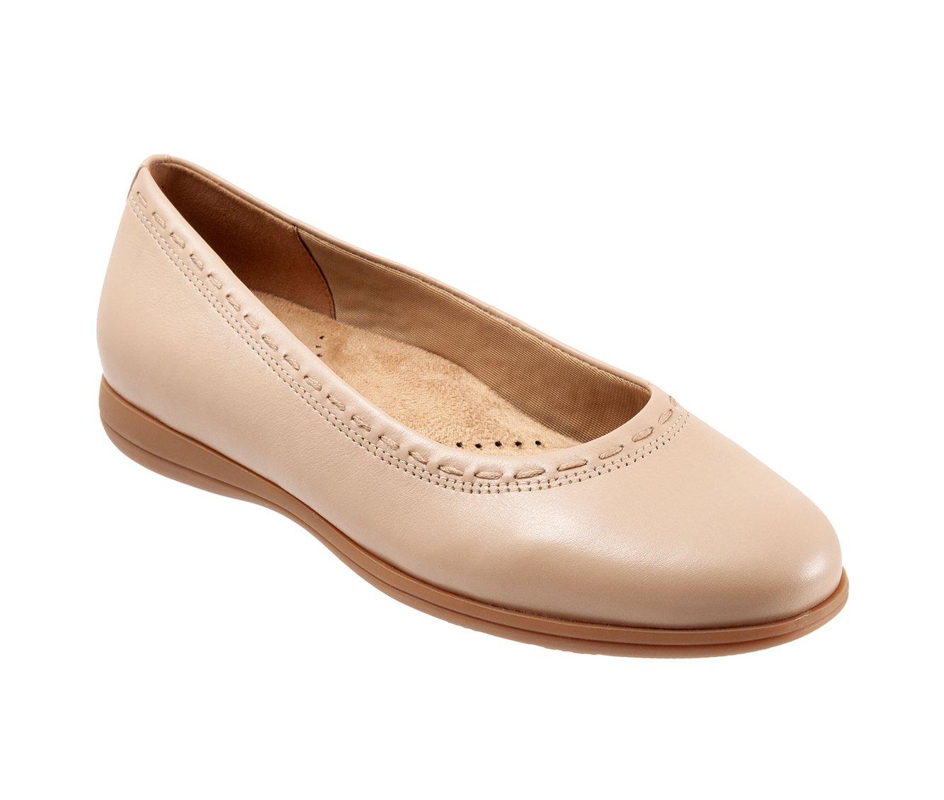 Women's Trotters Dixie Flats