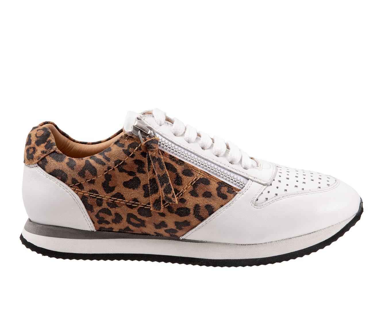 Women's Trotters Infinity Fashion Sneakers