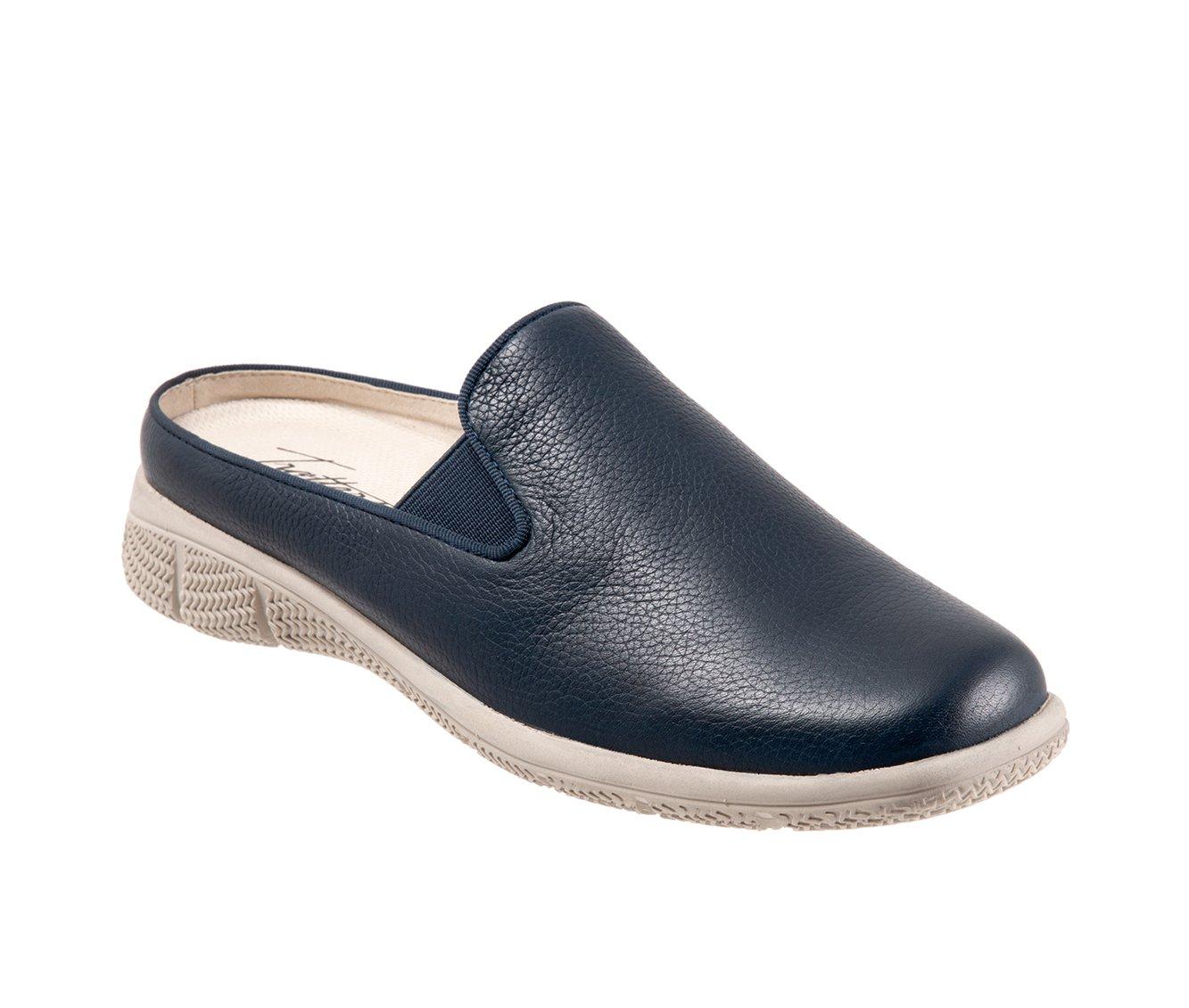 Women's Trotters Uma Clogs